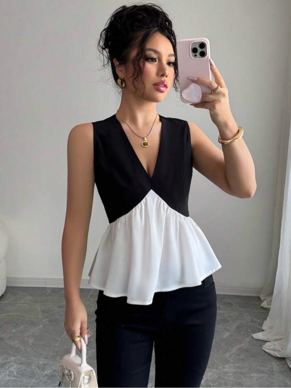 Black & White V-Neck Peplum Tank Top - Women